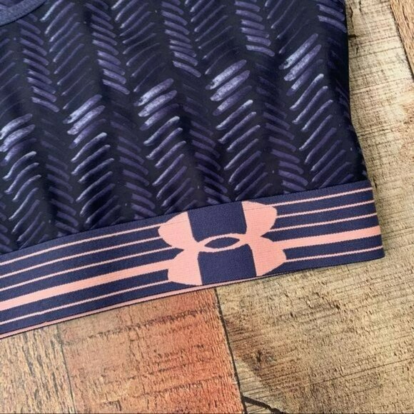 Under armour women’s racerback sports bra in blue and pink - Picture 4 of 5